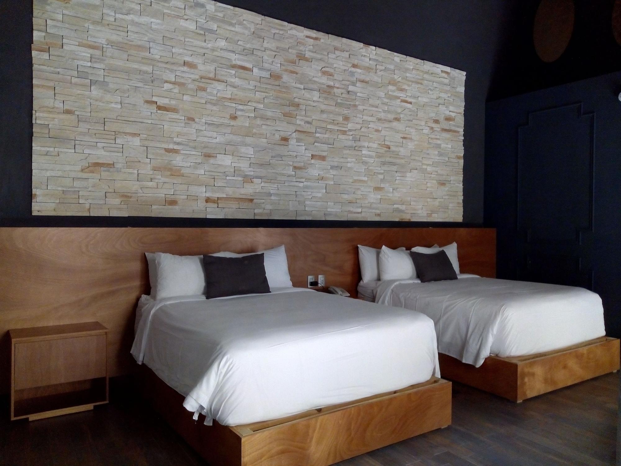 Hotel El Meson De Santa Rosa 4*